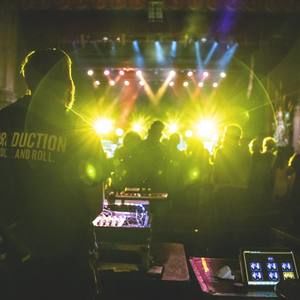 Meet your Posher, Peter